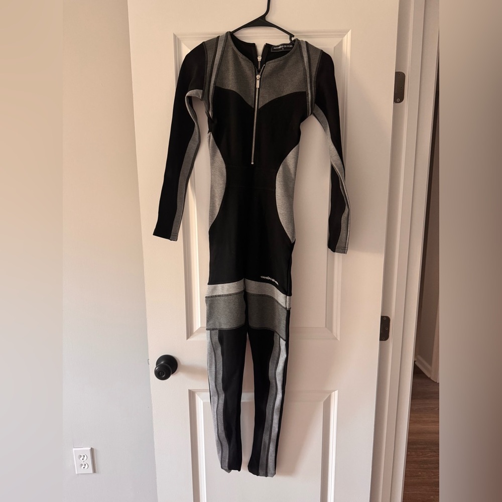 Maniere De Voir Black and Gray Jumpsuit UK6/US2 - Picture 2 of 3